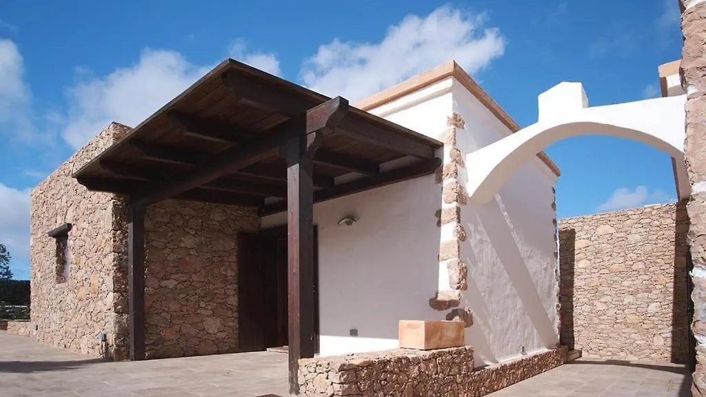 Pueblo Canario Aparthotel Los Estancos