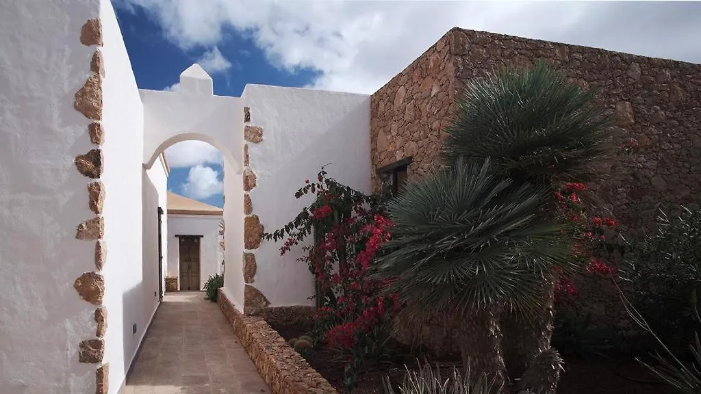 Pueblo Canario Aparthotel Los Estancos
