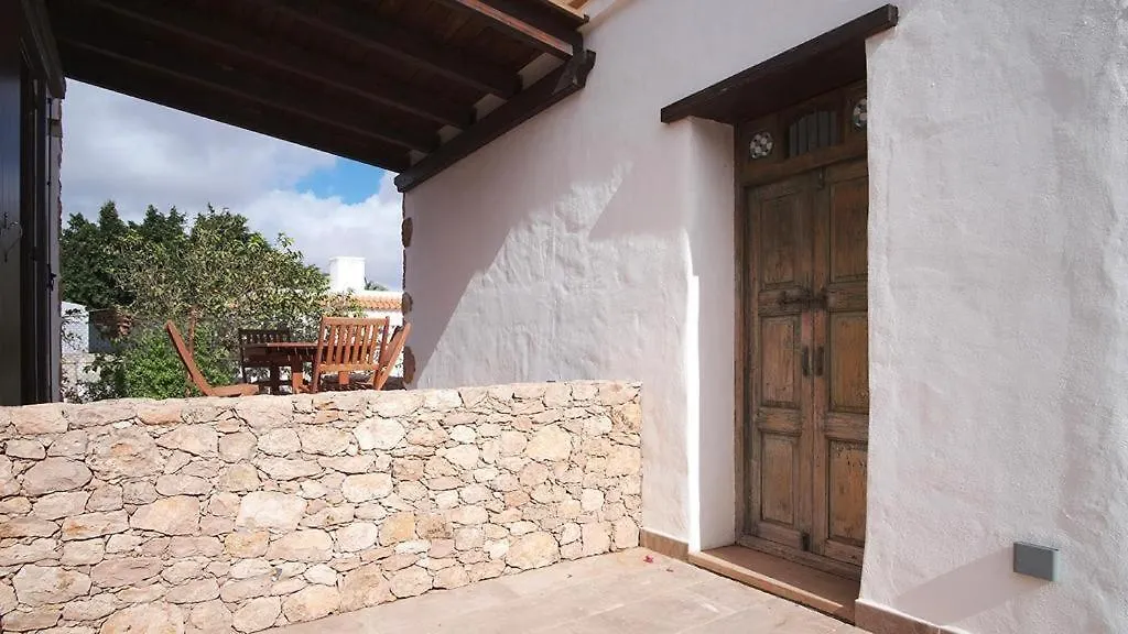 Pueblo Canario Aparthotel Los Estancos 0*,  España